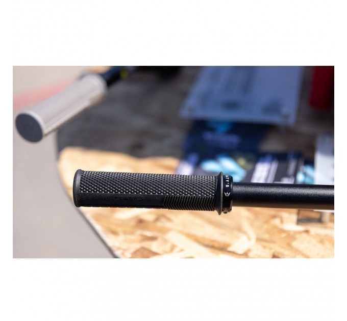 Грипси Peaty's Monarch Grip Knurl, Thick 32>34mm, Race Control, Black