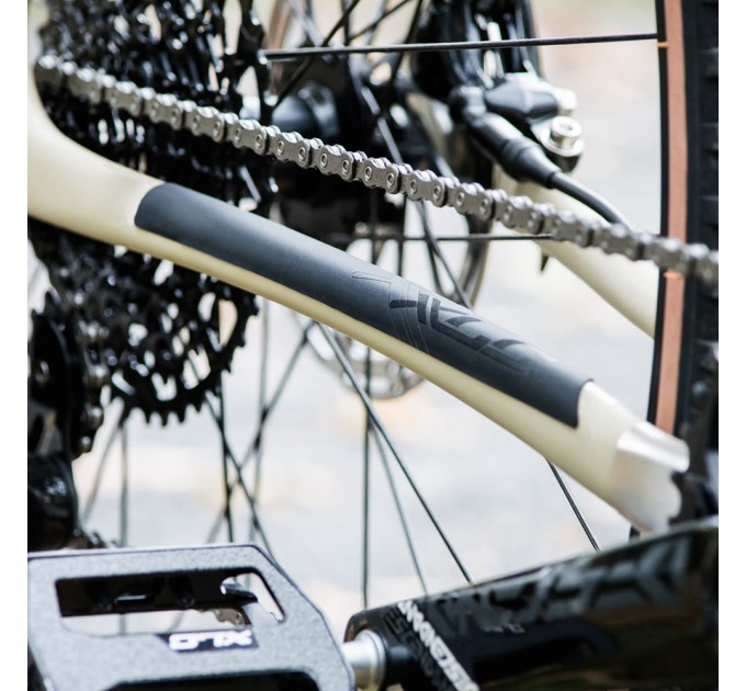 Защита пера XLC CP-N05, красная, 220x25 мм