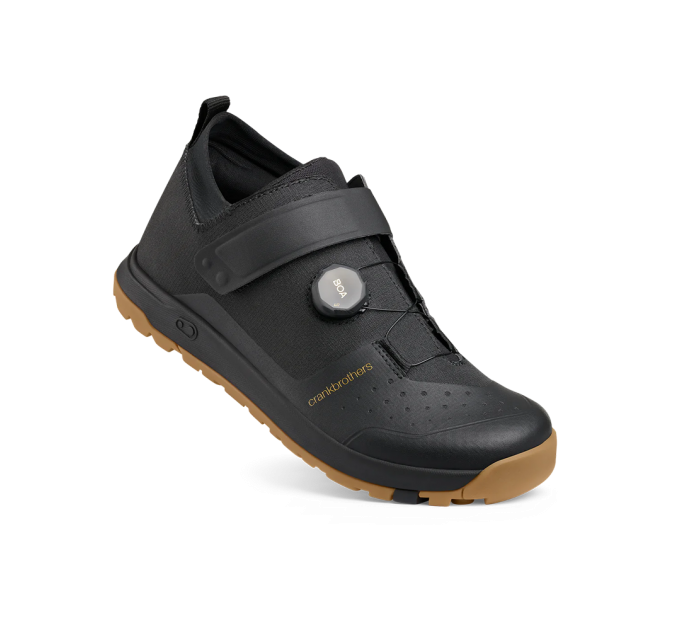 Велообувь CrankBrothers SHOES STAMP TRAIL BOA BLACK / GOLD - GUM OUTSOLE 11.0